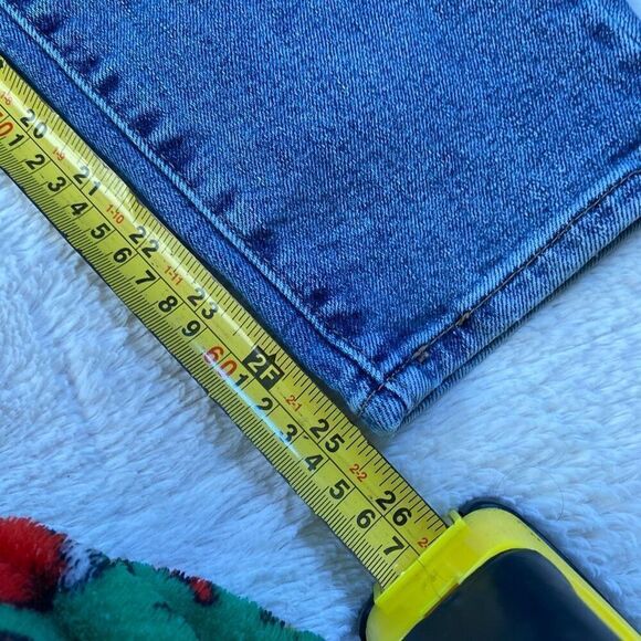 Levi’s Womens Straight Leg Silvertab Mom Jeans - Picture 10 of 10